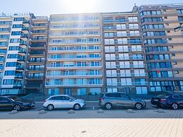 Apartment on the 5th Floor for Family