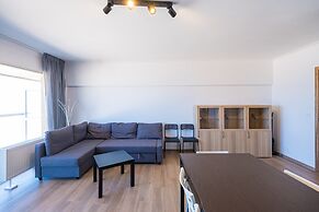 Apartment With 3 Bedrooms and sea View