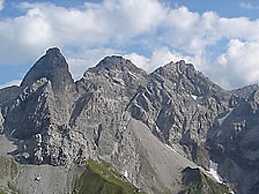 Haus Steiner Modern Retreat