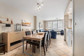 Seafront Apartment Close to the Casino