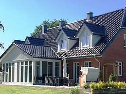 Diekkier Modern Retreat