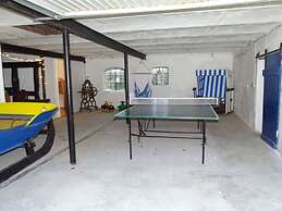 Diekkier Modern Retreat