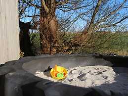 Poppenbull Thatched House