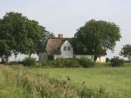 Poppenbull Thatched House