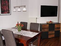 Bader Modern Retreat