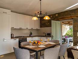 Aurora Comfortable Holiday Residence