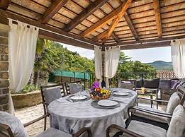 Aurora Comfortable Holiday Residence