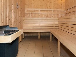 6 Person Holiday Home on a Holiday Park in Hemmet