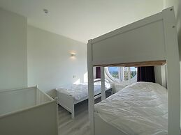 Apartment for 5 People With Terrace