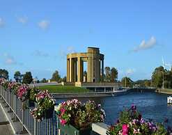 Apartment in Nieuwpoort With Terrace