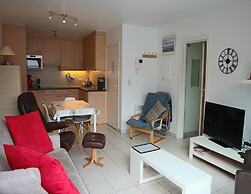 Apartment in Nieuwpoort With Terrace