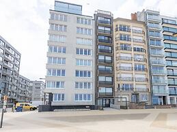 Bright Apartment Near the Center