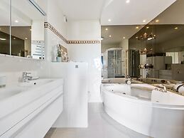 Castle Apartment With View