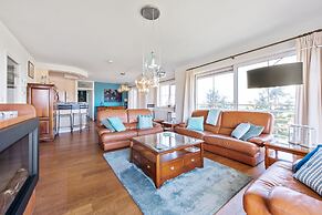 Castle Apartment With View