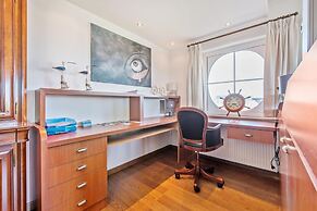 Castle Apartment With View