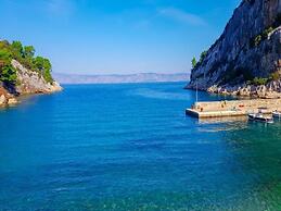 Apartments Vela Stiniva - Two Bedroom Apartment With Sea View and Terr