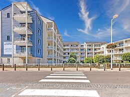 Apartment With Indoor Pool and sea View