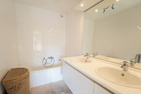 Inviting Apartment With Terrace