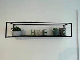 Apartment With Terrace Near sea