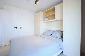 Apartment With Terrace Near sea