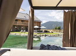 Cosy Chalet in Wolting With Natural Swimming Pond