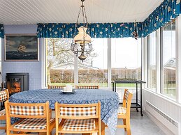 6 Person Holiday Home in Hejls