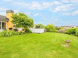 6 Person Holiday Home in Hejls