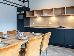 Stylish Apartment With Sauna, ski Area at 600 m