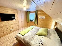 Lucky Piece of Modern Retreat