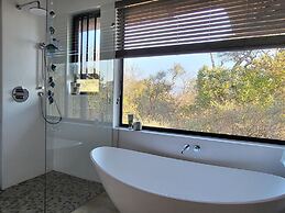 Holiday Home in Hoedspruit With Private Pool