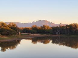 Holiday Home in Hoedspruit With Private Pool