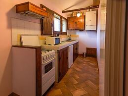 Farmhouse With Spacious Garden and Pool