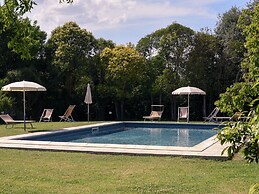 Farmhouse With Spacious Garden and Pool