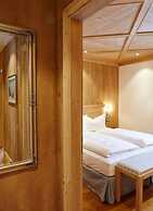 Suite Beech Modern Retreat