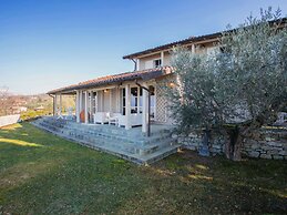 Belvilla by OYO Bianca Luna