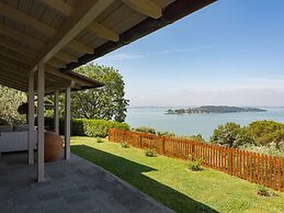 Belvilla by OYO Bianca Luna