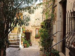 Excellent Apartments on the Cote D'azur