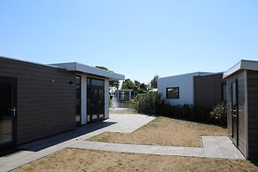 Chalet With Pond View in Gelderland