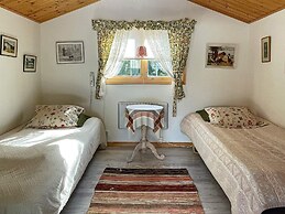 7 Person Holiday Home in Grisslehamn-by Traum