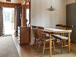 7 Person Holiday Home in Grisslehamn-by Traum