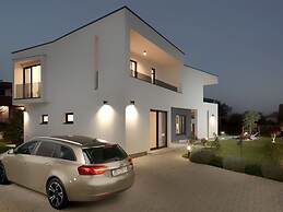 Zen Comfortable Holiday Residence