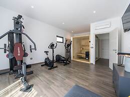 Zen Comfortable Holiday Residence