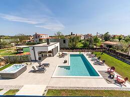 Zen Comfortable Holiday Residence