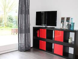 Nice Holiday Home 200m. From the Beach