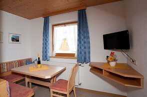 Modern Apartment With Swimming Pool in Damuls