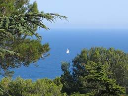 Cozy Cottage Near the Beach in Agde