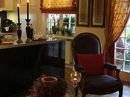 Holiday Apartment Garden Suite