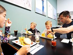 10 Person Holiday Home on a Holiday Park in Blavand