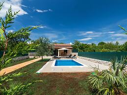 Jozefina Comfortable Holiday Residence