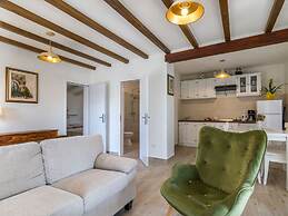 Jozefina Comfortable Holiday Residence